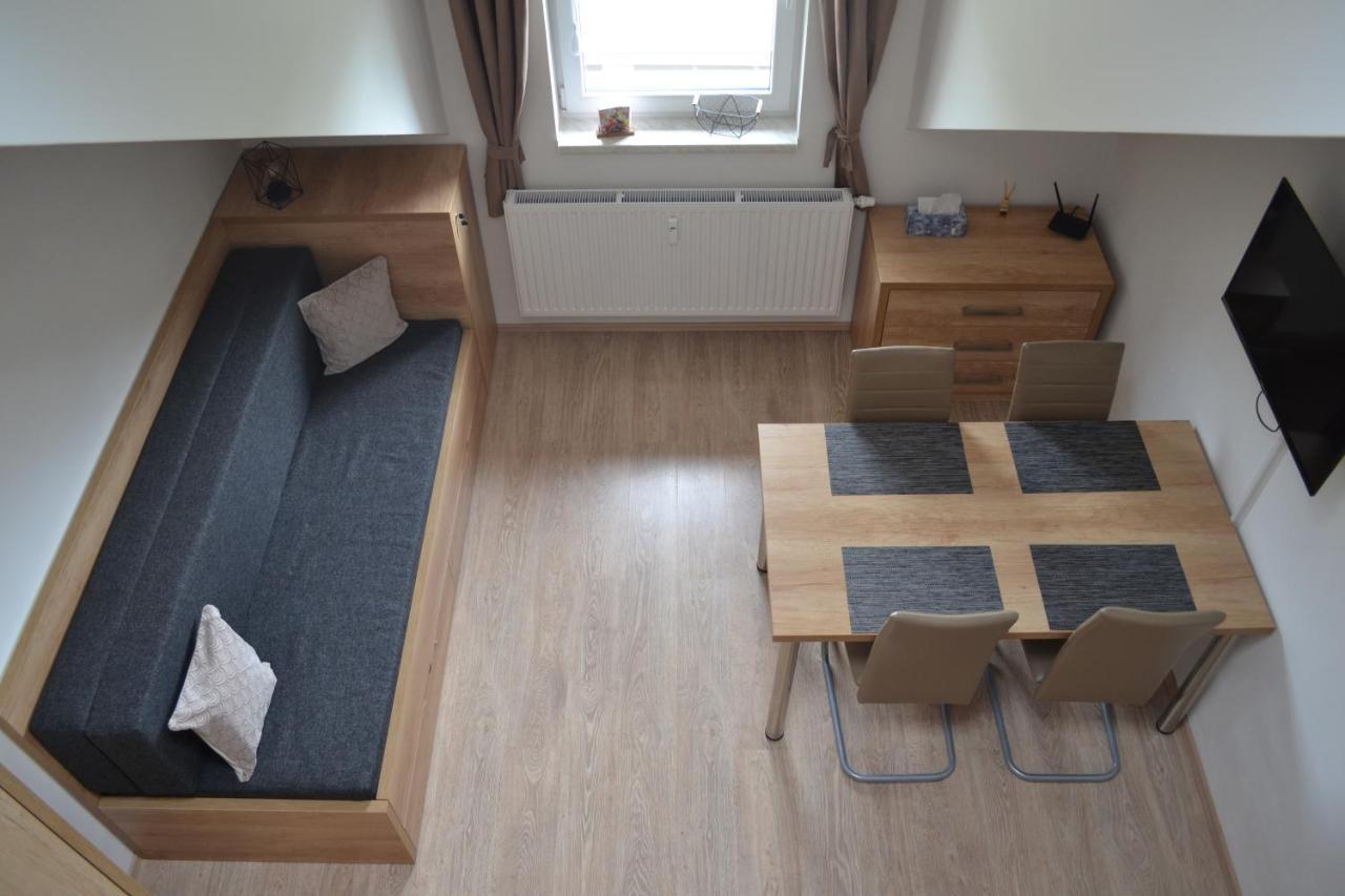 Apartma Fara Лоучна-над-Десноу Экстерьер фото